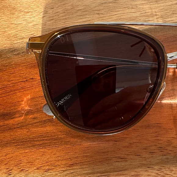 Diff Eyewear Camden whiskey silver polarized new with case Sunglasses unisex - Picture 3 of 3